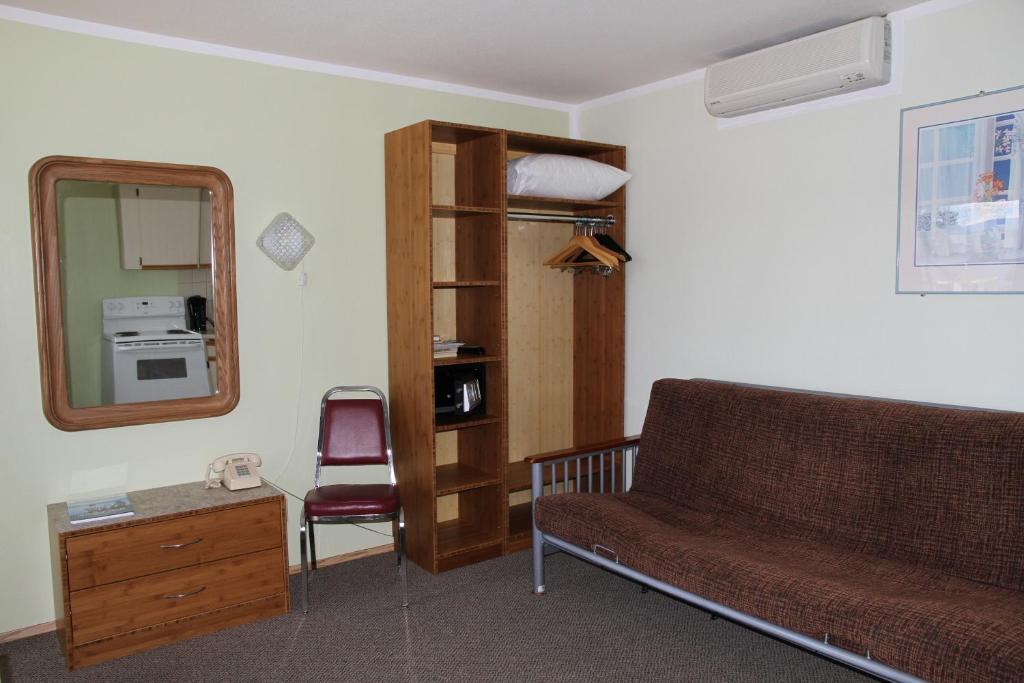 Waterfront Inn Пентиктън Стая снимка